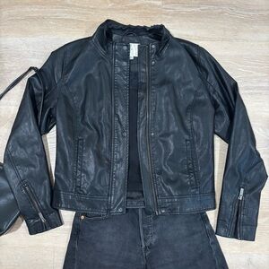 A New Day Black Leather Jacket Womens Classic Vintage 90s 70s Grunge Streetwear